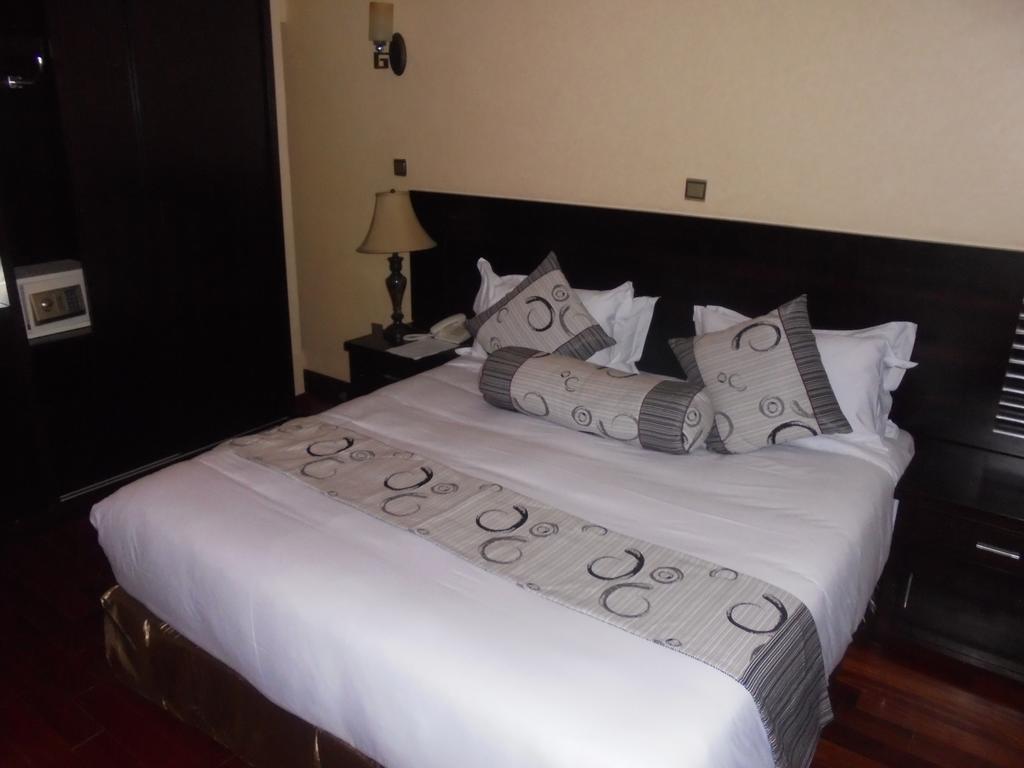 Southern Addis Hotel Room photo